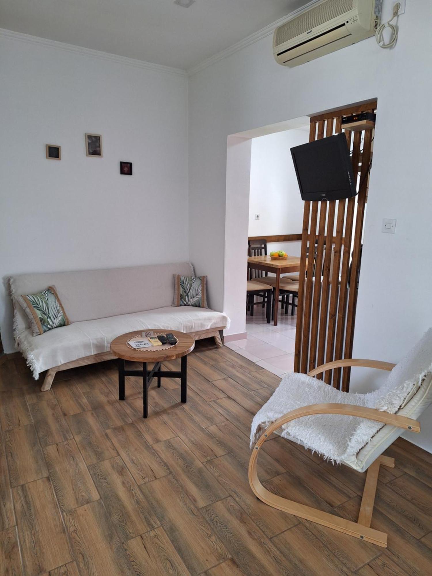 Apartamento Dora Sremski Karlovci Exterior foto